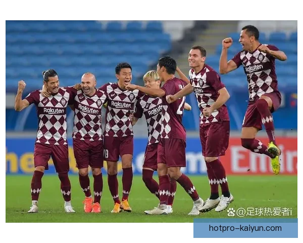 足球实力对比带来全新竞争格局，球队需持续提升状态应对挑战